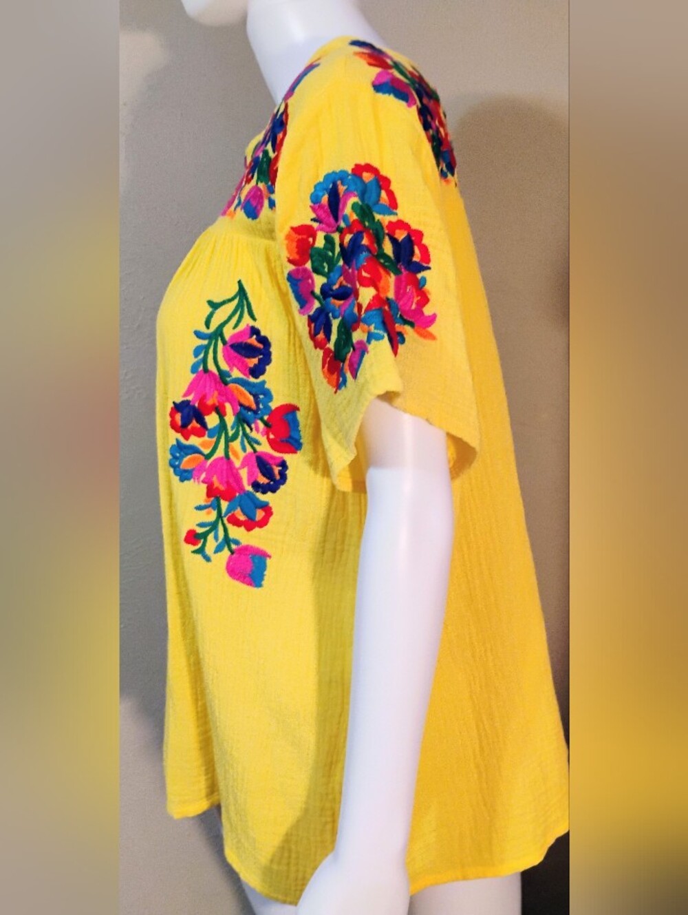 Embroidered Floral Peasant Top - Picture 3 of 5